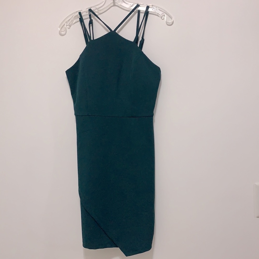 ✨Host Pick✨ Sequin Hearts Green Sheath Party Dress - Picture 4 of 11